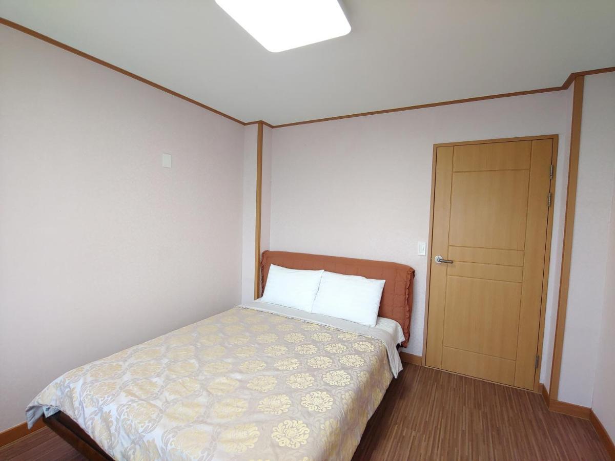Gyulhouse Pension Seogwipo Luaran gambar