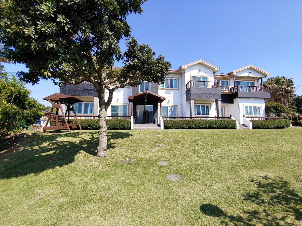 Gyulhouse Pension Seogwipo Luaran gambar