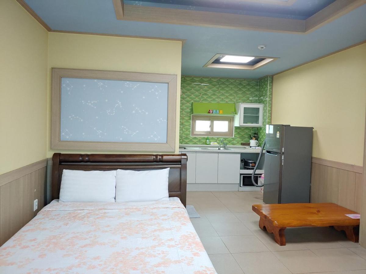 Gyulhouse Pension Seogwipo Luaran gambar